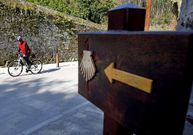 Armenteira es paso de las nuevas rutas que atraviesan la comarca.
