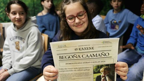 Escolares del Pondal, con material sobre la homenajeada por el D�a das Letras Galegas de este a�o