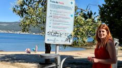 La concejala del PP de Pontevedra Bea Rey, este viernes, durante su visita a la playa de A Posta, en Os Praceres (Louriz�n)