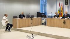 Francisco Javier Almeida, condenado a prisi�n permanente revisable, durante la vista por el recurso presentado por su defensa contra la pena impuesta, en el Tribunal Superior de Justicia de La Rioja.