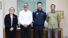 Beln Lendoiro, Daniel Prez (alcalde), Pedro Cancela y Juan seoane, durante el acto protocolario de la firma.