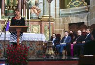 La historiadora Ana Mart�n, durante el �ltimo preg�n de la Semana Santa de Ferrol. 