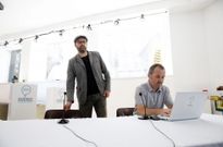 Marti�o Noriega mantuvo ayer el primer contacto telef�nico con Reyes y Cela.