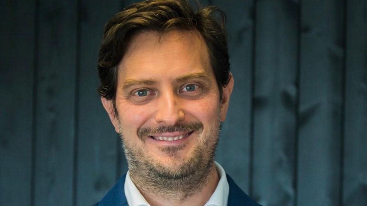 José Manuel Parada asume la presidencia del Clúster da Madeira e o Deseño de Galicia