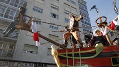 Una carroza en el desfile de comparsas de Monforte del 2020, el �ltimo que se celebr�