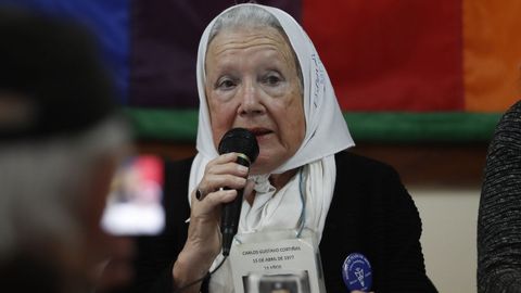  Nora Cortias, cofundadora de la asociacin de derechos humanos Madres de Plaza de Mayo de Argentina