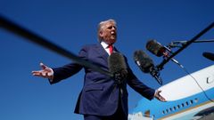 Donald Trump durante la rueda de prensa que ha ofrecido este viernes.