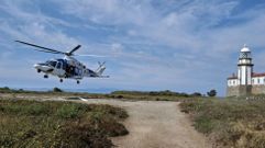 Evacuaci�n de un menor en helic�ptero en Ons
