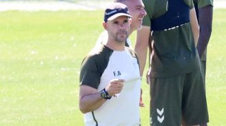 El entrenador del Celta Fortuna, Fredi �lvarez, en el entrenamiento de este viernes en la Cidade Deportiva Afouteza.