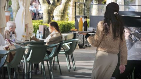 El 35 % de las inspecciones de trabajo relacionadas con extranjer&iacute;a se llevaron a cabo en el sector de la hosteler&iacute;a, que derivaron en 4.975 infracciones.
