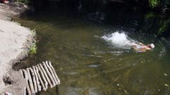 Ba�istas en el Cabe en la zona de Vilanova, en una imagen de archivo