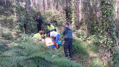 Rescatan en la cala das Pedregueiras para evacuar a una mujer lesionada