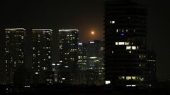 Destellos de los misiles lanzados por Ir�n sobre Tel Aviv