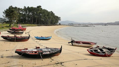 Port of O Carbodeiro in A Illa.
