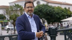 Javier G�ndara, ayer en Betanzos, localidad natal del presidente de las aerol�neas en Espa�a. 