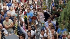 Concentraci�n en Las Rozas en homenaje a Ignacio Echeverr�a