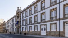 Los andamios que tapaban el edificio desde hace cuatro meses ya han sido retirados.
