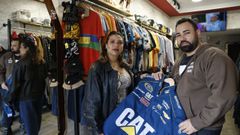 Roxania Hern&aacute;ndez y Aldo Jes&uacute;s Oliva, de Team Retro Vintge, en su nuevo local en la calle Santo Domingo