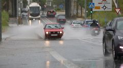 Lluvia tromba de agua y charcos en �l casti�eiri�o Lluvia tromba de agua y charcos en �l casti�eiri�o