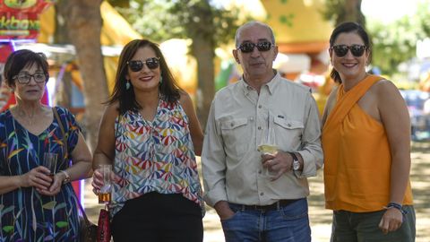 Ambiente en las fiestas de Castro de Ribeiras de Lea.