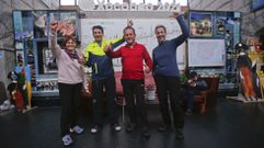 Dos matrimonios murcianos que hacen el Camino Portugu�s estos d�as. 