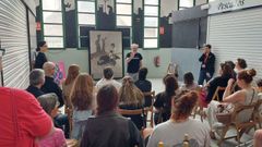 A compaa Chvere chegou a Ribadavia cunha reproducin do cadro de Castelao A derradeira leicin do mestre, dentro dun proxecto que combina teatro documental, investigacin e participacin cidad