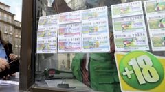 Imagen de archivo de cupones en un kiosko de la ONCE