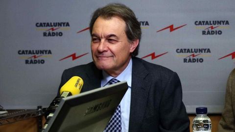 LOS ACUSADOS | Artur Mas, ex presidente de la Generalitat | La Fiscal�a lo acusa de desobediencia grave y prevaricaci�n por la organizaci�n de la consulta del 9N del 2014. Pide diez a�os de inhabilitaci�n para cargo p�blico.