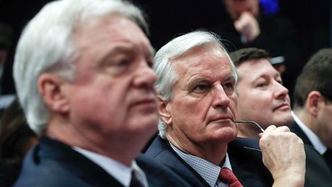 Los negociadores Davis y Barnier, en diciembre