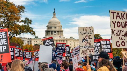 Protesta contra la Administraci�n Trump frente al Capitolio.