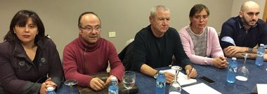 Los miembros de la lista, con Fortes y Escontrela en el medio, explicaron los motivos de la ruptura. 