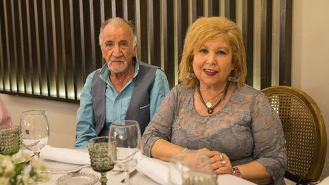 Comida jubilados de Agui�o en restauraci�n Chicolino, Boiro