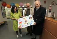 Ramiro Carregal fue agasajado con regalos hechos por los usuarios de Princesa Letizia.  