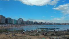 Playa de San Lorenzo, gij�n.La playa de San Lorenzo, este mes de agosto