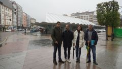 (De izda a dhca) El aparejador municipal, Juan Freije; el alcalde, �ngel Garc�a, la concejala, Patricia Antu�a y el aparejador municipal, Daniel Amores.