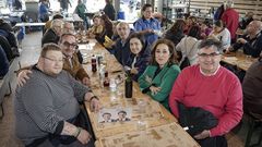 Los pol�ticos visitan en campo da feira