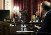 Jes�s V�zquez presidi� un pleno municipal que se prolong� durante cinco horas. 