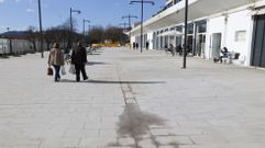 Vista de la plaza tomada este viernes, una jornada soleada.