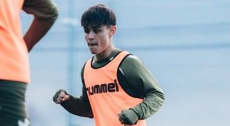 El canterano del Celta Hugo Chamadoira, en un entrenamiento.
