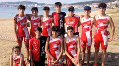 Los triatletas del AD. Fogar que participaron en el Campeonato Gallego de Triatl�n