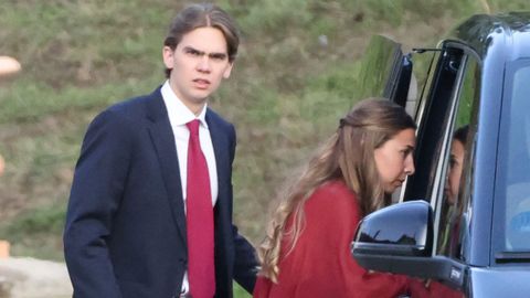 Miguel Urdangar�n y su pareja, Olympia Beracasa.