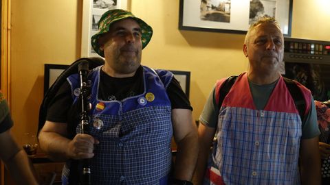 Cantos de taberna en Guitiriz en el primer d�a del Festival de Pardi�as 2026