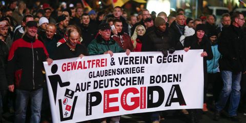 Una de las contramanifestaciones en Dresde contra Pegida. 