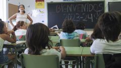 El curso ya ha comenzado en diferentes zonas de Espa�a, como en este centro de Valladolid. En Galicia empieza el lunes
