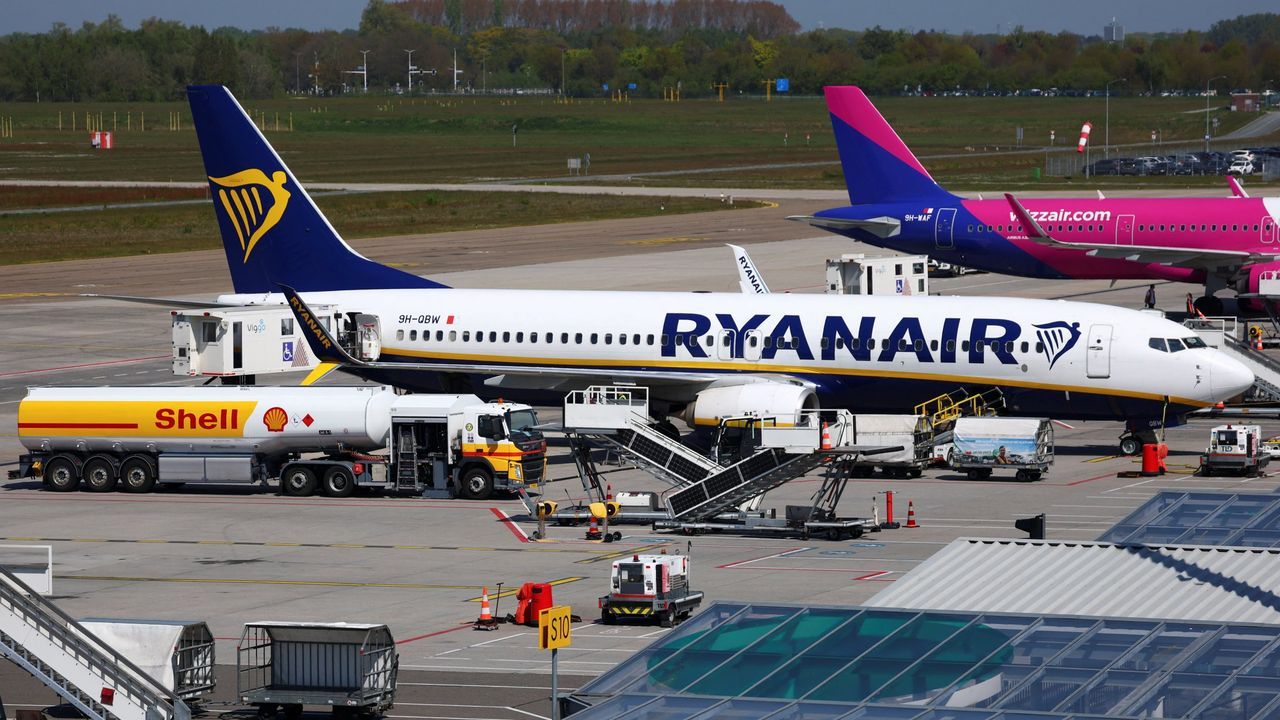 Ryanair amenaza con más recortes en España si Aena sube las tasas aeroportuarias