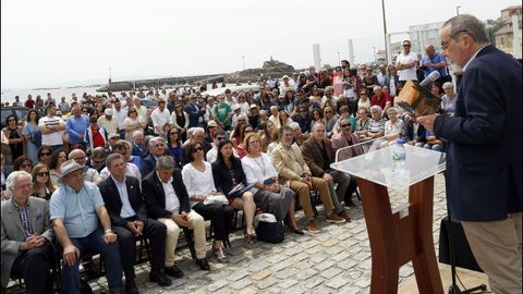 ACTO DEL HOMENAJE A PLACIDO BETANZOS EN EL QUE BAUTIZOCON SU NOMBRE EL PASEO MARITIMO DE PALMEIRA