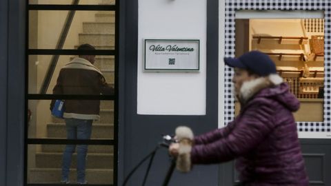Edificio con viviendas turísticas en Vilagarcía