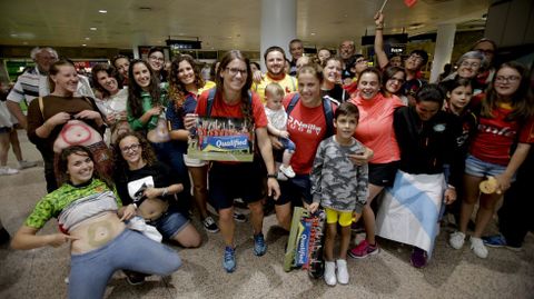 UN AO DE VOZ: PAULA MEDN Y VANESSA RIAL, RUGBY CORUS EN RO 