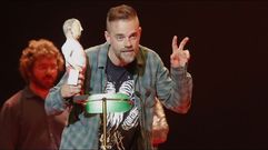 Al�n, de Aphonic, recoge el premio en la categor�a de Metal. 