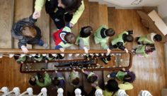 En Ames hay casi tantos escolares de infantil, 848, como de secundaria, 933. 